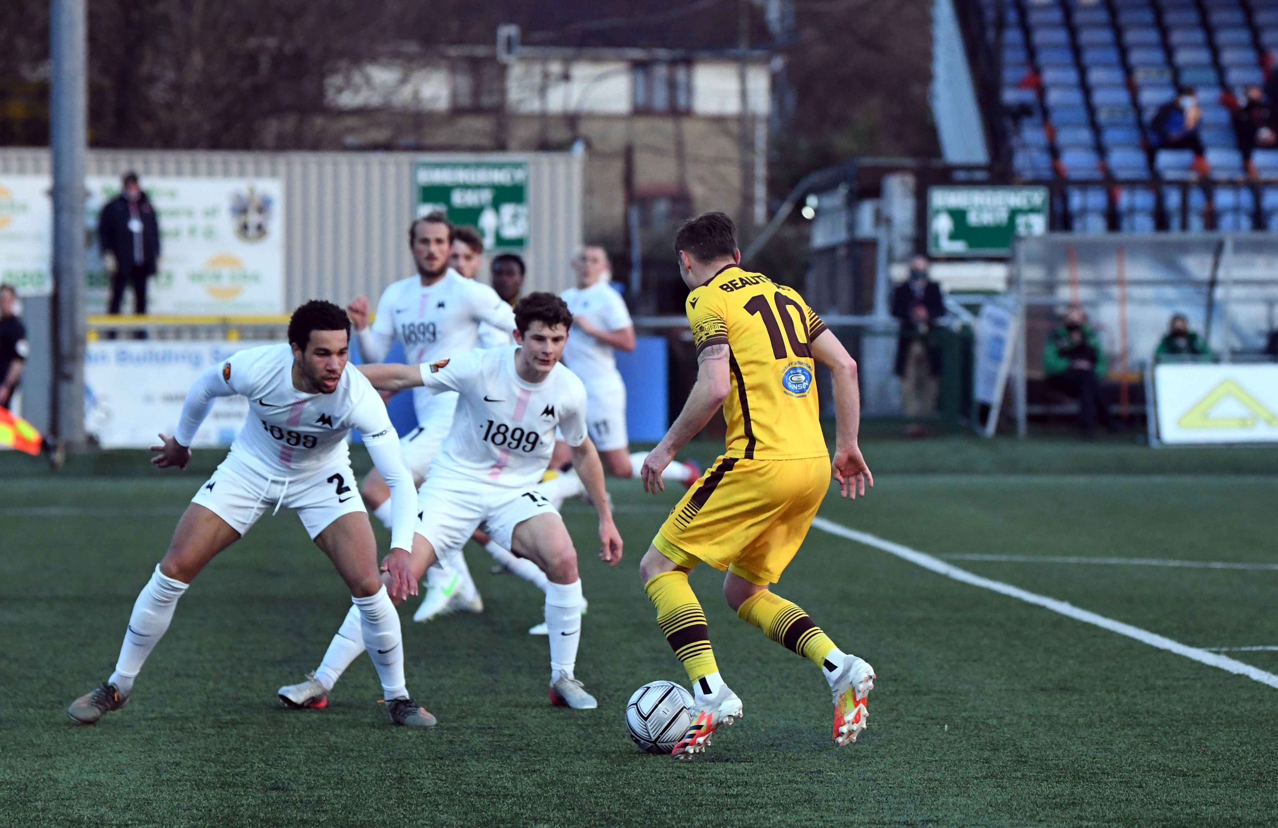 Thomas Lang Sutton Back four plus more in the box