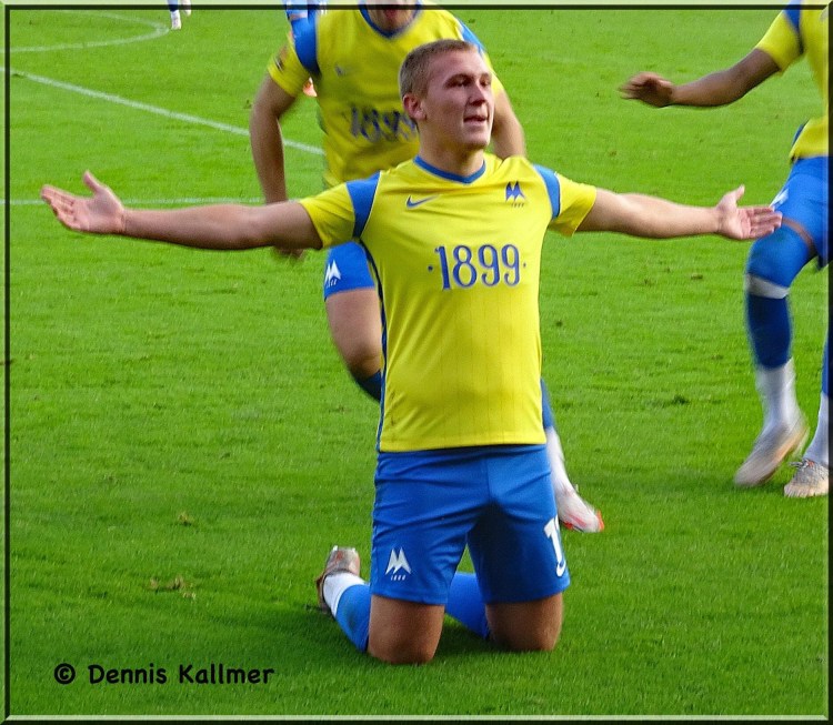 This image has an empty alt attribute; its file name is img_6926.jpg